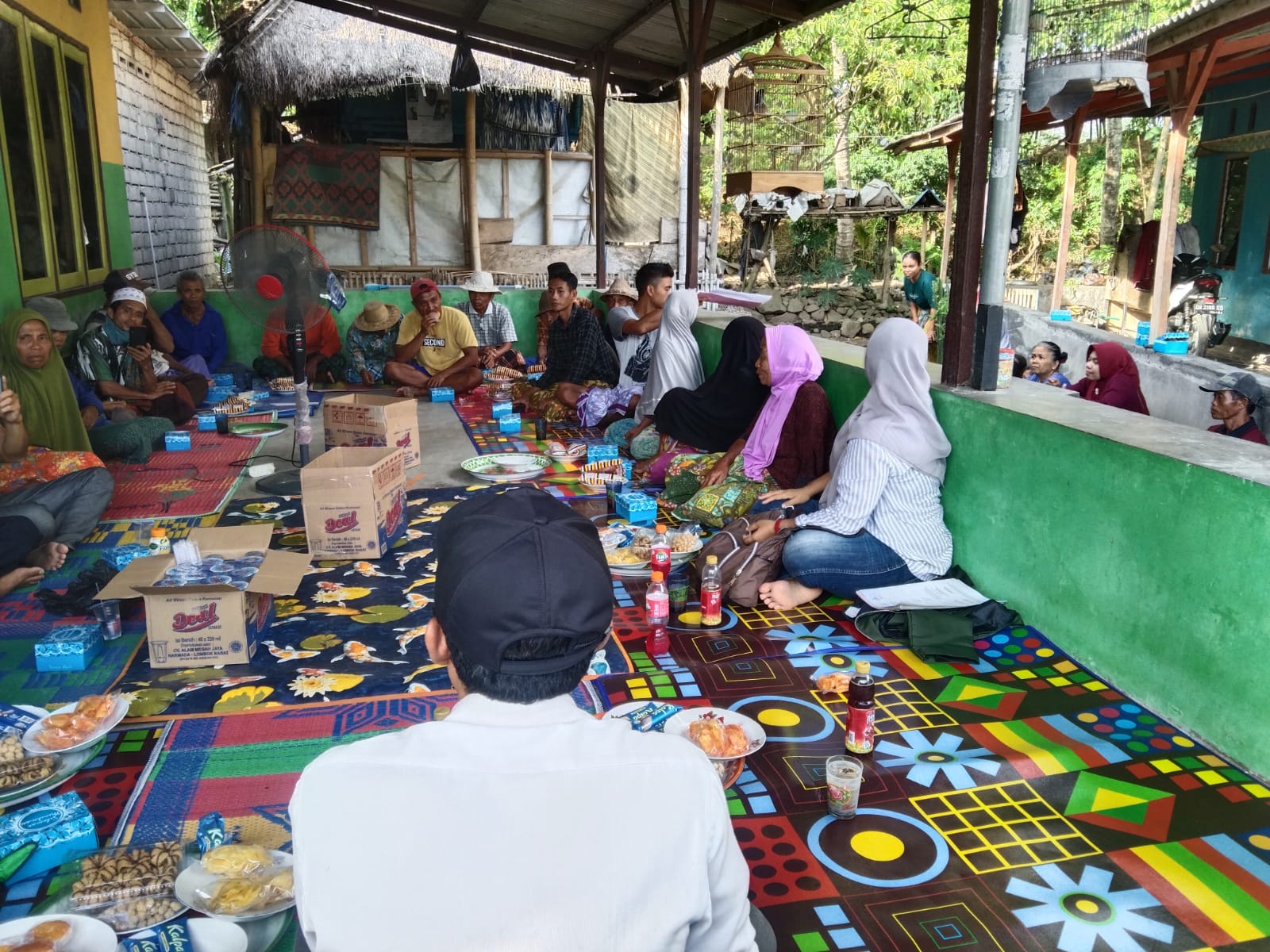 Rapat Koordinasi/Evaluasi Pelaksanaan DAK Fisik di Desa Setuta Kecamatan Janapria Rabu 22 Desember 2021